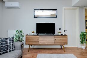 LUX RESIDENCE 2 ROOMS 1 SALOON