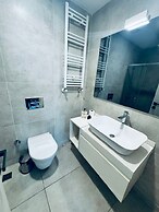 LUX RESIDENCE 2 ROOMS 1 SALOON