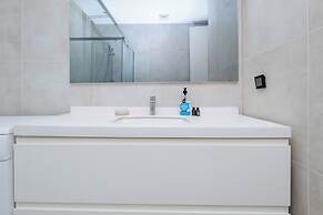 LUX RESIDENCE 2 ROOMS 1 SALOON
