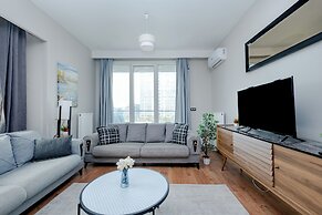 LUX RESIDENCE 2 ROOMS 1 SALOON