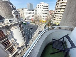 amzei square Apt