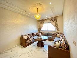 Yaluna Aparthotel