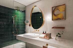 Kimpton Naluria Kuala Lumpur by IHG