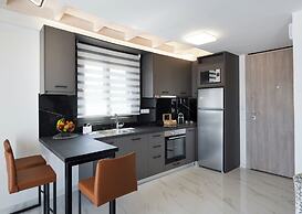 Endless Blue Maisonette