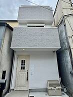 Nishikujo Maison Le Bleu Chigusa