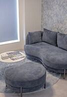 Nishikujo Maison Le Bleu Chigusa