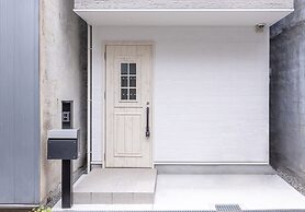 Nishikujo Maison Le Bleu Chigusa