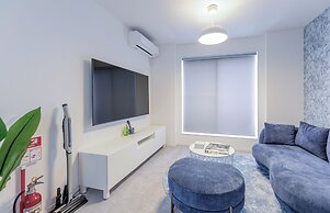 Nishikujo Maison Le Bleu Chigusa