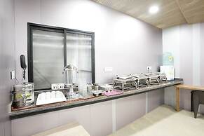 U LIFE HOTEL