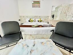Hotel SSR Palace Mount Abu