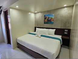 Coastal Breeze Hotel