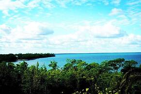 Poolside Seaview Studio With Infinity Pool & Overwater Deck Near Airpo