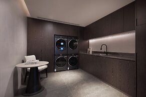 CNHOL RADIENT HOTEL