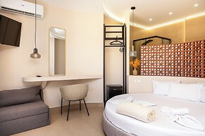 La Palma Beachfront Suites