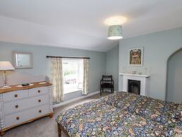 2 Whinstone Cottage