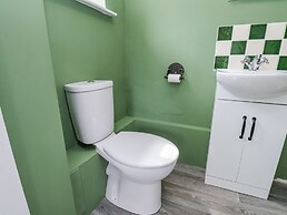 2 Whinstone Cottage