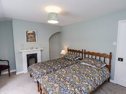 2 Whinstone Cottage