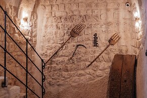 Lagoon Cave Suites