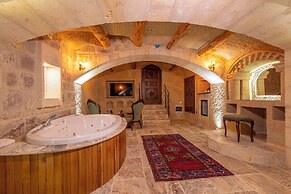 Lagoon Cave Suites