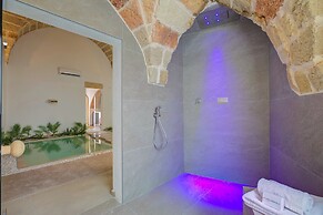 Private Oasi With Spa and Pool