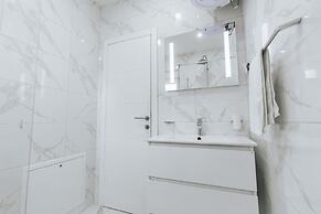 Aurelia Pool Apartments