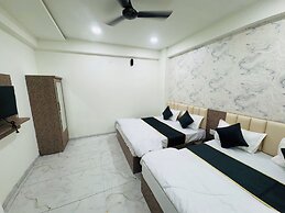 Hotel shiv palace