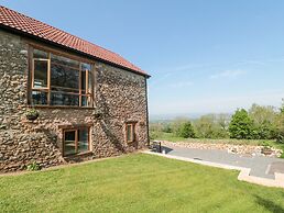 Newlands Barn