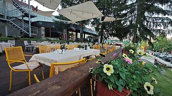 Perelik hotel