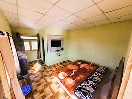 Morning Breeze Homestay Kanatal