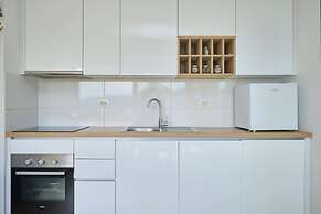 Apartment Titanic by Litto