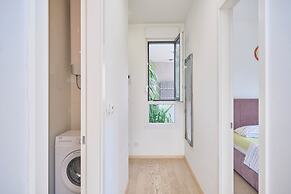Apartment Titanic by Litto