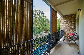 Premium Condo With Terrace Pool View