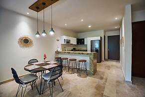 Premium Condo With Terrace Pool View