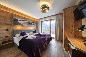 Chalet With ski Access, Neukirchen