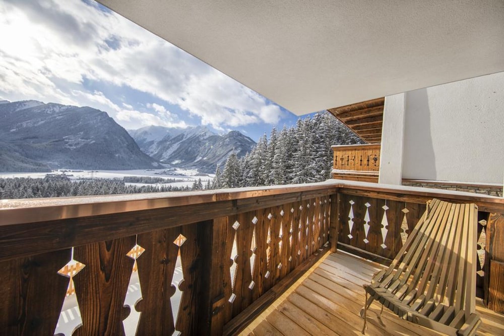 Chalet With ski Access, Neukirchen