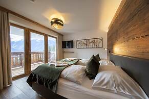 Chalet With ski Access, Neukirchen