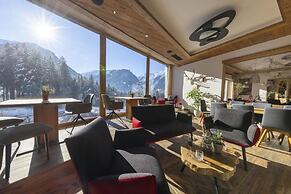 Chalet With ski Access, Neukirchen