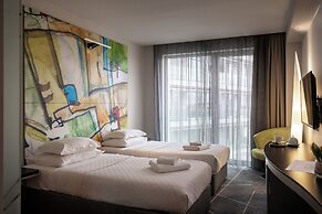 Nobel Zira Hotel