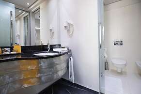 Nobel Zira Hotel