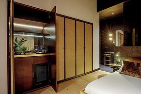 Palazzo Serpe Suites near Colosseum