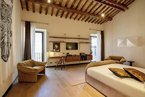 Palazzo Serpe Suites near Colosseum