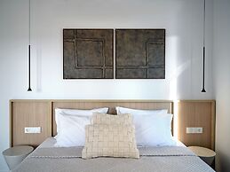 Parousia Luxury Apartments