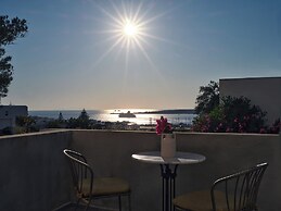 Parousia Luxury Apartments