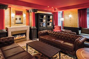 MYTHIC SANA Downtown Suites - New Opening