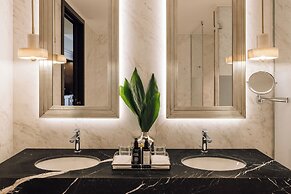 MYTHIC SANA Downtown Suites - New Opening