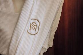 MYTHIC SANA Downtown Suites - New Opening