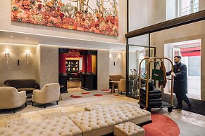 MYTHIC SANA Downtown Suites - New Opening