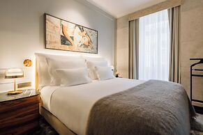 MYTHIC SANA Downtown Suites - New Opening