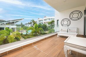 Amare Beachfront Aparthotel
