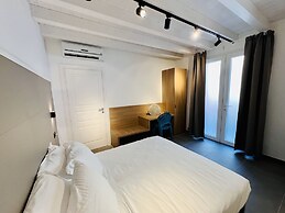 5 Terre hub suite